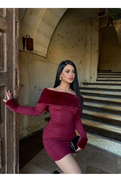 cemo Fur Collar Ruched Dress