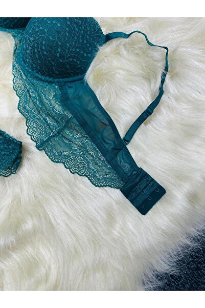 Elora Set sutien și chiloți cu susținere din dantelă