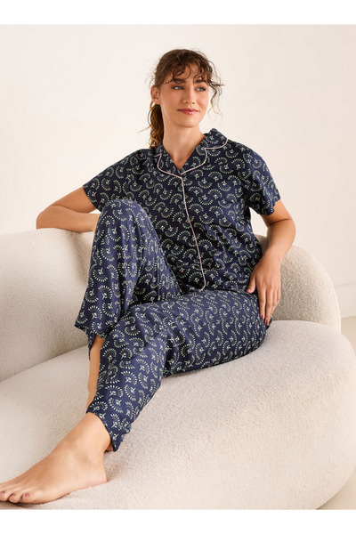 FAV طقم قميص وبيجامة بطباعة كاملة مع قناع للعين