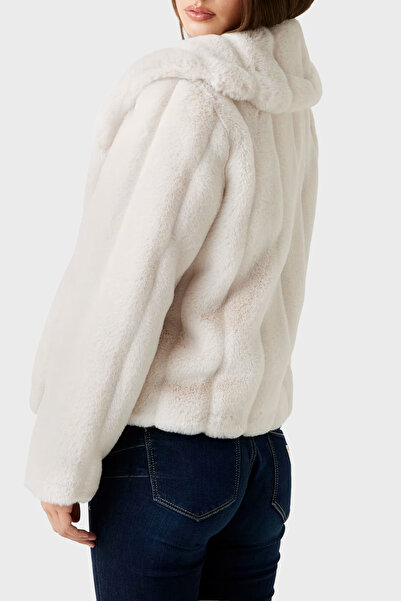 Guess New Shophy Regular Fit Shawl Collar with Pocket Faux Faux Fur Coat W0Bl0Nwdch0 Coat W0Bl0N Wdch0 G9L9