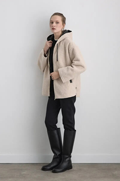 Gusto Leather Inside K Hooded Teddy Coat - Beige