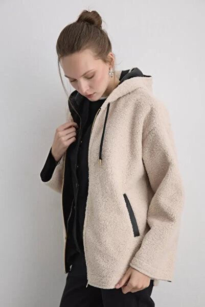 Gusto Leather Inside K Hooded Teddy Coat - Beige