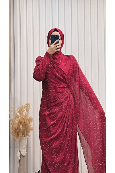 MERVE TESETTÜR Rochie de seară cu pelerină și piatră