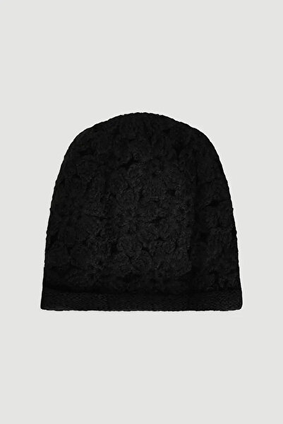 Gusto Floral Knitted Beanie - Black