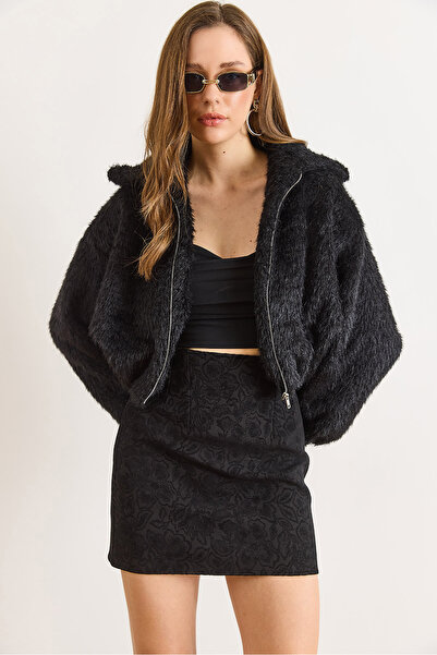 Olalook Women's Black Lined Zippered Pocket Faux Fur Coat Kbn-19000025