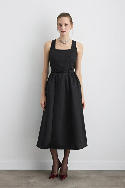 Gusto Beli Belted Square Neck Taffeta Midi Dress - Black