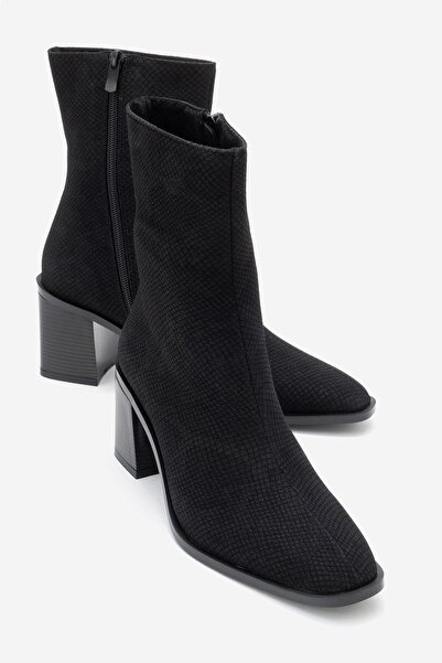 LuviShoes Γυναικείες μπότες με χοντρό τακούνι CHARA με μαύρο σχέδιο