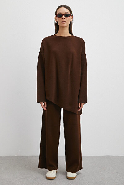 Never more Skirt with Crossed Pants Crew Neck Suit Brown