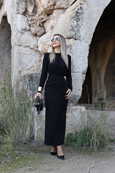 bytugcekaya Black Crew Neck Side Double Buckle Dress