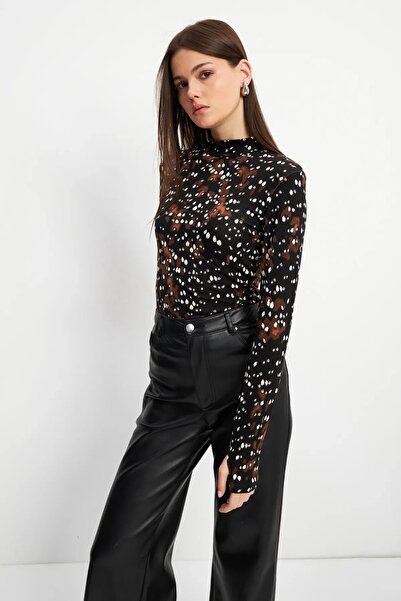 Yefrastore Women's Brown and White Speckle Patterned Finger Detailed Bodysuit