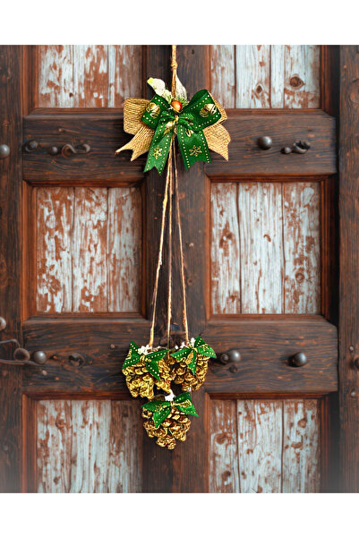 Home Doğal Kozalak Yılbaşı Konseptli Jüt Kurdeleli Kapı Süsü