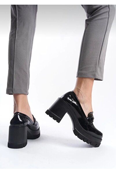 dabab shoes Chonora Women's Black Patent Leather Chain Detailed Thick Sole Heeled Loafer