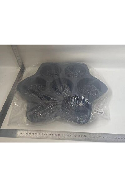 Flippy Silicone Baking Molds, 7 Round Molds for Burgers and Cakes, 38.5 x 4 cm, Black