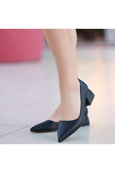 ZENGEZUR MALL Drnds Desniy Black Leather Heeled Shoes (211824) (Size: 37)
