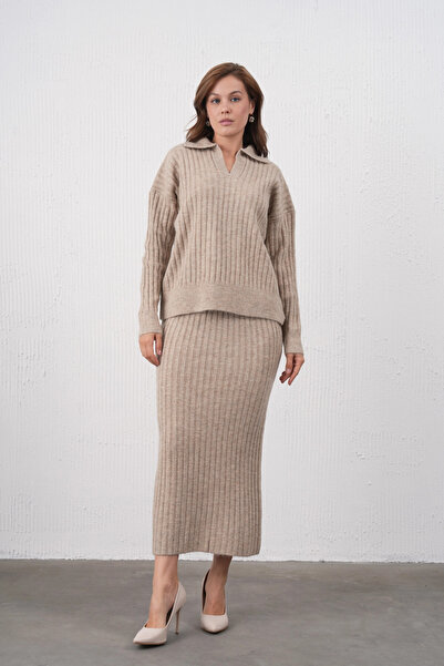 Park Karon Women's Polo Neck Half Placket Knit Detail Sweater Skirt Two-Piece Knitwear Set