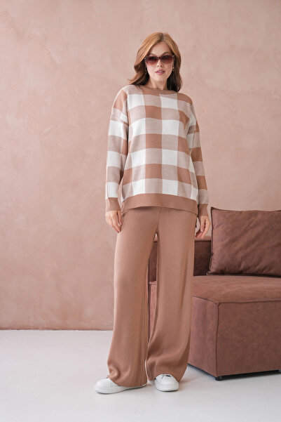 Park Karon Women's Crew Neck Patterned Slit Casual Sweater Pants Two-Piece Knitwear Set