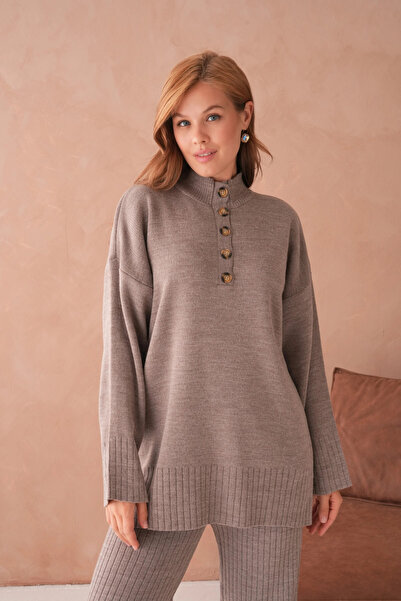 Park Karon Women's Mock Neck Button Detail Slit Casual Sweater Pants Two-Piece Knitwear Set