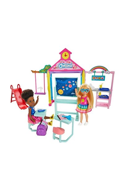 Barbie Set de joaca - Club Chelsea, La scoala