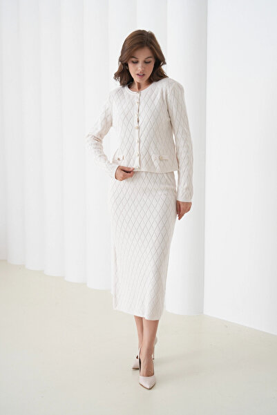 Park Karon Women's Crew Neck Button Detail Patterned Jacket Skirt Two-Piece Knitwear Set