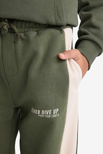 DeFacto Boy's Cargo Fit Elastic Waist Printed Sweatpants G5567A825Cw