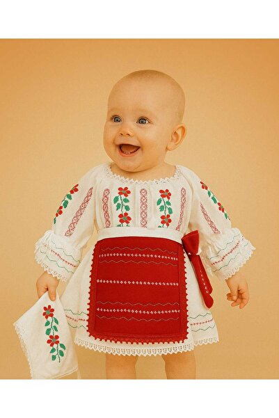 Deco Artis Costum de botez pentru fete - cod X 04