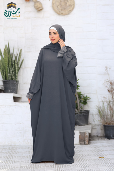 SIDRAALMONTAHA Yosra style abaya with a separate headscarf