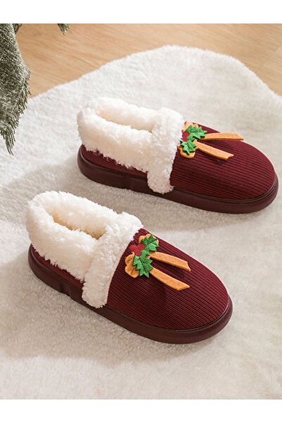 LC Waikiki LCW STEPS Yılbaşı Temalı Pelüş Kadın Ev Botu