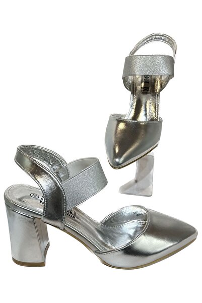Btr Women's sandals with a wide, comfortable heel, two-tone leather, and elastic at the wrist.