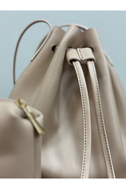 MaVaux Urban Series 100% Genuine Leather Modern Design Shoulder, Crossbody Bag with Tassels