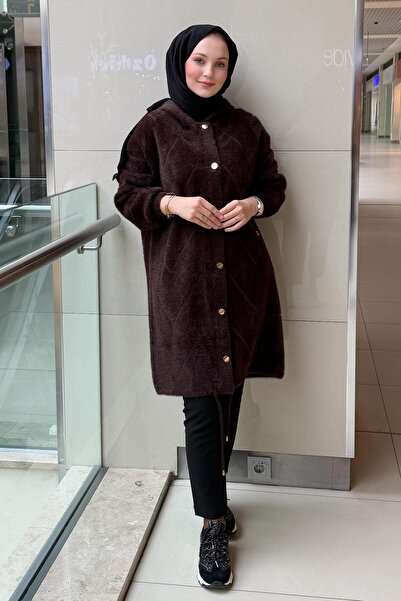 Ghisa Zigzag Patterned Angora Coat with Hooded Snaps