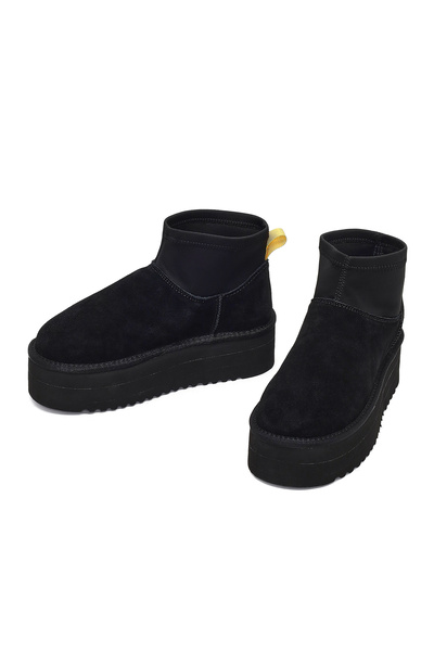 Derimod Women's Black Thick Soled Suede Leather Teddy Boots 25Wfd492310