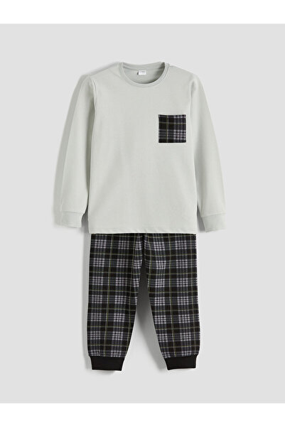 LC Waikiki Crew Neck Plaid Boys Pajama Set