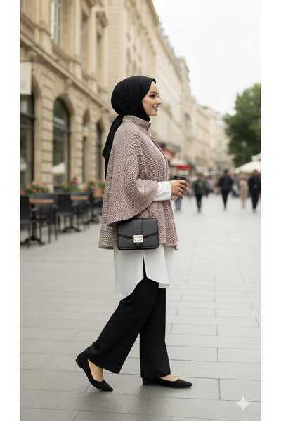 İpli Women's Poncho Hijab Sport Model Buttoned Chain Detail