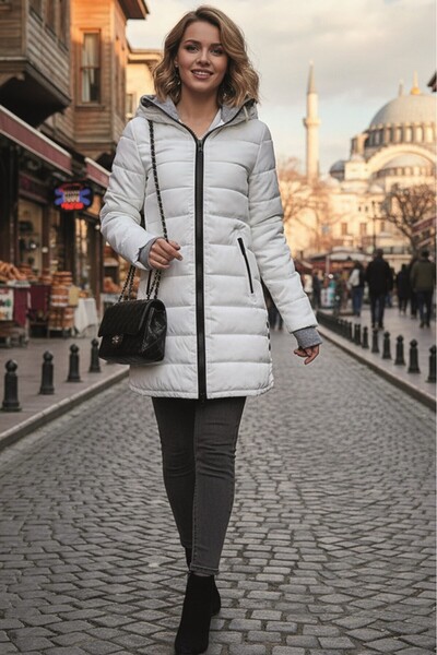 Toridas Kışlık Kapüşonlu Kadın Uzun Şişme Mont