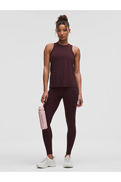 lululemon lululemonStainless steel sports vacuum insulated water bottle, with a capacity of 710 milliliters.