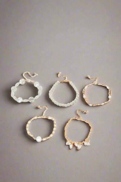 REDTAG مجموعة أساور ذهبية مزخرفة للنساء (5 قطع)