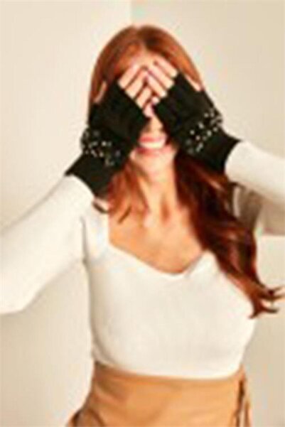 Neşeli Butik قفازات شتوية بتفاصيل حجرية ومفتوحة الأصابع NBAKS046