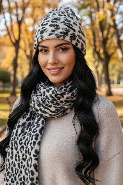 Trenderrs Women's Premium Leopard Patterned Scarf Beanie Set of 2