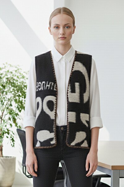 Chiccy Italian Black V-Neck Sleeveless Letter B Printed Unfastened Crochet Edging Acrylic Woven Vest 60 60