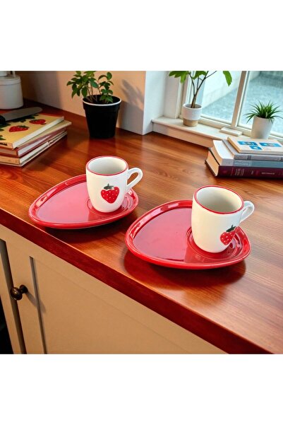homeınn Strawberry Patterned Set of 2 Ceramic Coffee Cups – with Red Oval Presentation Plate, Stylish and Decorative