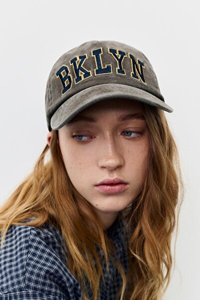 Pull & Bear BKLYN Şapka