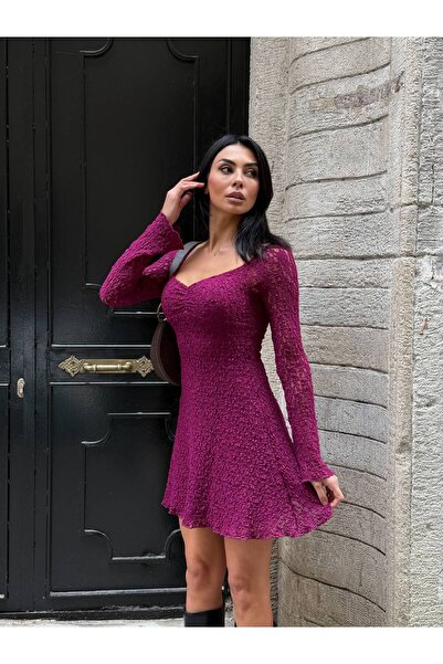 Cuyka Kadın Mini Elbise Güpür Kumaş Uzun Kollu Büzgü Detaylı Astarlı -