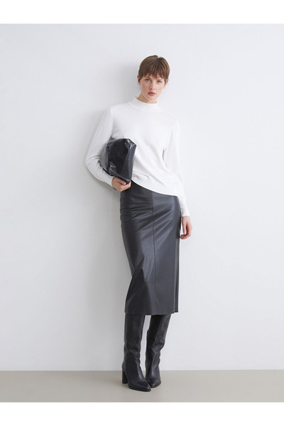 LC Waikiki Classic Ecru Mock Neck Women's Knitwear Sweater