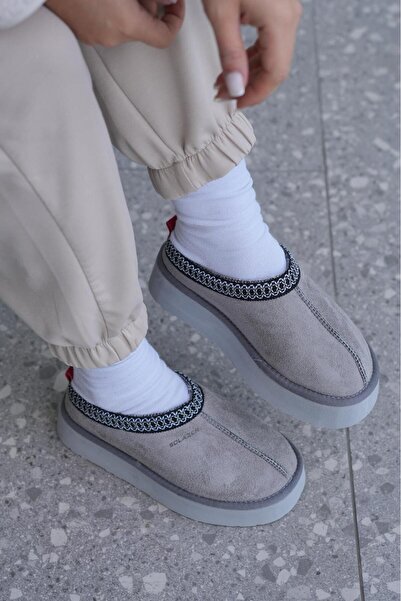 SOLAZER Women's Black Thick Soled Fur Slippers Boots 038-3