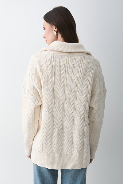 Laluvia Cream Hair Braided Zippered Sweater - 251066