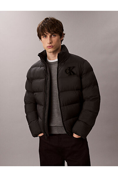 Calvin Klein Ανδρικό μαύρο παλτό με λογότυπο μάρκας κομψή εμφάνιση κατάλληλο για χειμερινή χρήση LV04RD528G UB1