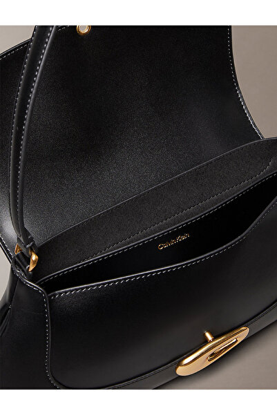 Calvin Klein Női Hardware Flap válltáska