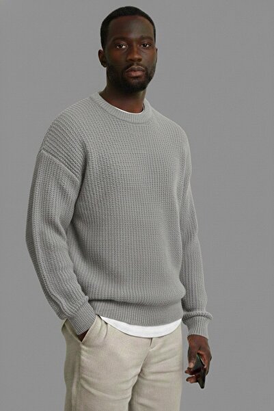WKM Men's Oversized Cut Crew Neck Knitted Sweater