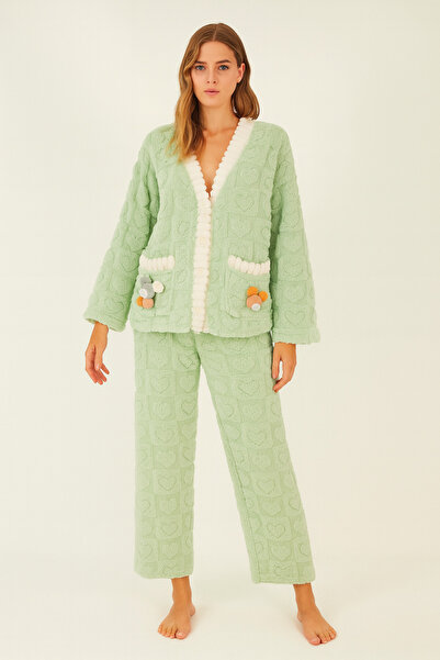 OEM Fluffy pajamas with green heart pattern