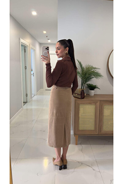 BİRCANÇİL Odera Beige Slit Suede Skirt